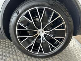 Porsche Macan FD74LXY