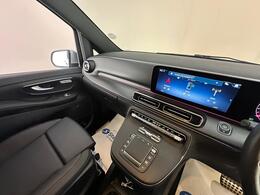 Mercedes-Benz V Class KR25YRO