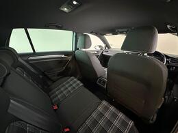 Volkswagen Golf MK69DZY