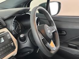 Nissan Micra YC22CZV
