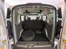 Ford Transit Connect YM22UNX