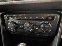 3dc841affe8549efa379fcebee6f5179