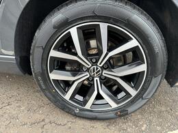 Volkswagen Passat YE70PYB