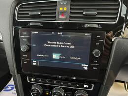 Volkswagen Golf YC68KGE