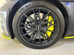 Aston Martin Vantage MV20UZG