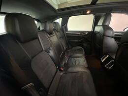 Porsche Cayenne KE67GBU
