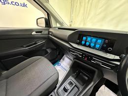 Volkswagen Caddy Maxi AE71YGC