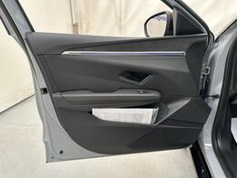Renault Megane E-Tech YD73AFJ
