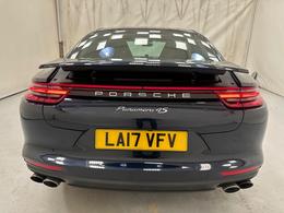Porsche Panamera LA17VFV