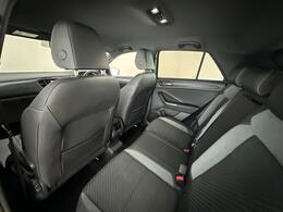 Volkswagen T-Roc VO69HNL
