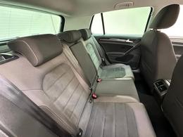 Volkswagen Golf MW67FMC