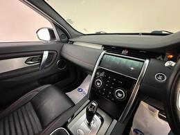 Land Rover Discovery Sport YX71LBO