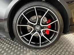 Porsche Taycan YX73ZWJ