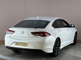 Vauxhall Insignia BF17CKL