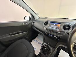 Hyundai i10 GK69HTZ
