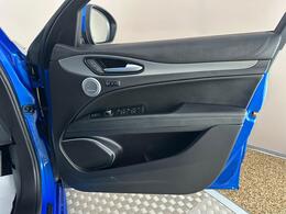 Alfa Romeo Stelvio SR70GHX