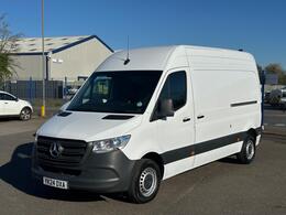 Mercedes-Benz Sprinter YK24DXA