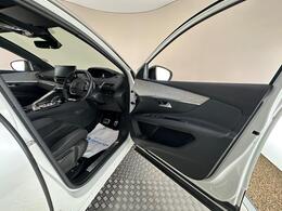 Peugeot 3008 BF71UZS