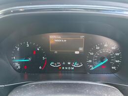 Ford Focus YM72XNK