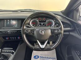 Vauxhall Insignia DS19CWU