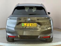 BMW iX LJ72AGA