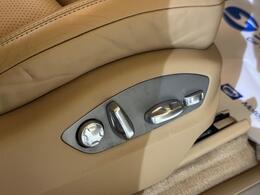 Porsche Macan AR16AEY