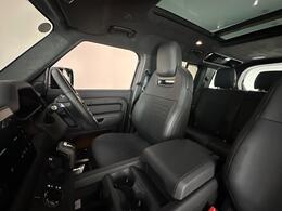 Land Rover Defender 110 FY25UTL