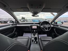 Volkswagen Passat YE70PYB