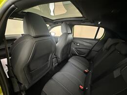 Peugeot 208 FL24CFM