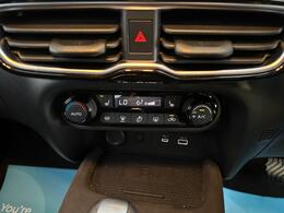 Nissan Juke LE74FDZ