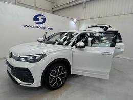 Volkswagen Tiguan VO74SPU