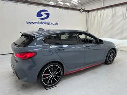 BMW 1 Series AX73KKV