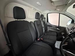 Ford Transit Custom MJ72DVO