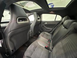 Mercedes-Benz GLA KY67ALO