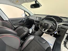 Peugeot 208 RK17OPU