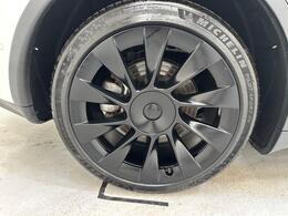Tesla Model Y MW22ZYE
