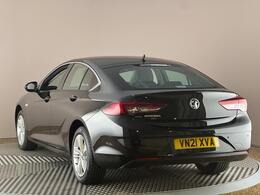 Vauxhall Insignia VN21XVA