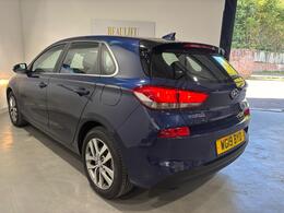 4b5c112f54174bdfa5c5b8f07f8ae600