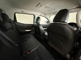 Nissan Navara WJ68YNW