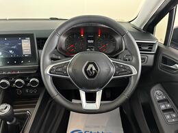 Renault Clio YC71OJA