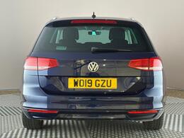 Volkswagen Passat WO19GZU