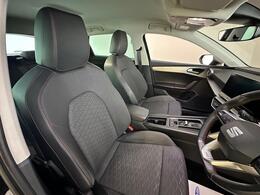 SEAT Leon YO24HWH