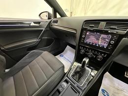 Volkswagen Golf YE70AZG