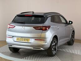 Vauxhall Grandland HJ23RYG