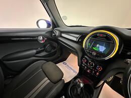 MINI Hatch FG70YLZ