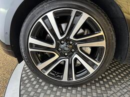 Land Rover Range Rover YO72UVR
