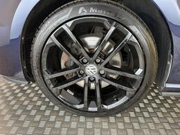 Volkswagen Golf MD66AXF