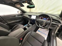 Vauxhall Insignia BG18OSM