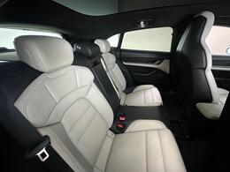 Porsche Taycan LV71XCL