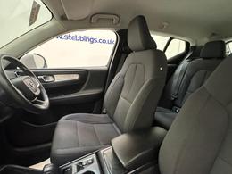Volvo XC40 YM70FWV